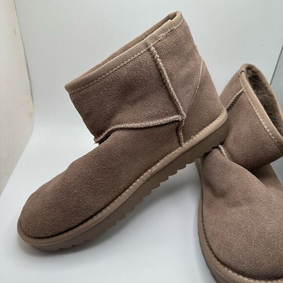 CUSHIONAIRE Women's Hipster pull on boot +Memory Foam TAUPE 8 RETURN - Picture 7 of 7